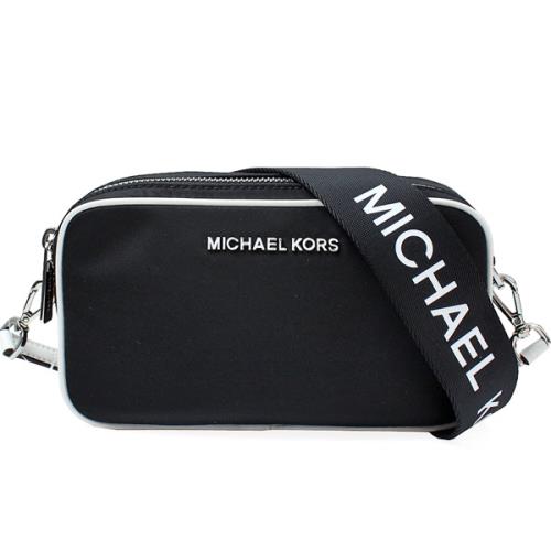 【Michael Kors】金屬銀字標誌 尼龍雙層拉鍊斜背 相機包(黑)