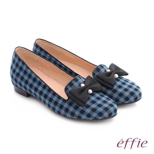 effie 都會舒適 全真皮豔彩格紋拼接珍珠蝴蝶低跟鞋- 藍
