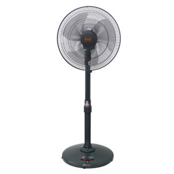 南亞 EF-9616 立式風扇，16吋風扇尺寸，三片式葉片設計，提供三段風速調整，臺灣原廠製造，產品尺寸45寬 x 85-115高cm，重量僅5.7kg，110V/60Hz電壓，適閤家庭或辦公室使用，高效散熱舒適涼風，耐用可靠的夏日必備家電。