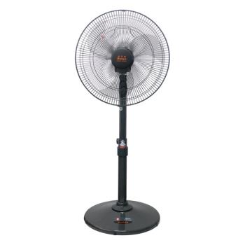 NYPI 南亞 EF-9618 立扇，臺灣原裝生產，尺寸 49 寬 x 87-125 高 cm，80W 低耗電功率，重量僅 5.9kg，110V/60Hz 電壓，支援三段風速調整，三片式扇葉設計，提供強勁涼風，適合居家辦公使用，高效散熱耐用可靠。