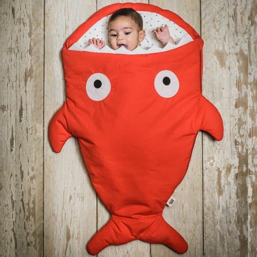 【西班牙製】鯊魚咬一口BabyBites嬰幼兒多功能睡袋-喜氣紅標準版
