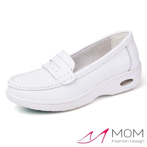 【MOM】全真皮舒適素面白色一字飾帶防滑氣墊機能護士鞋(白)