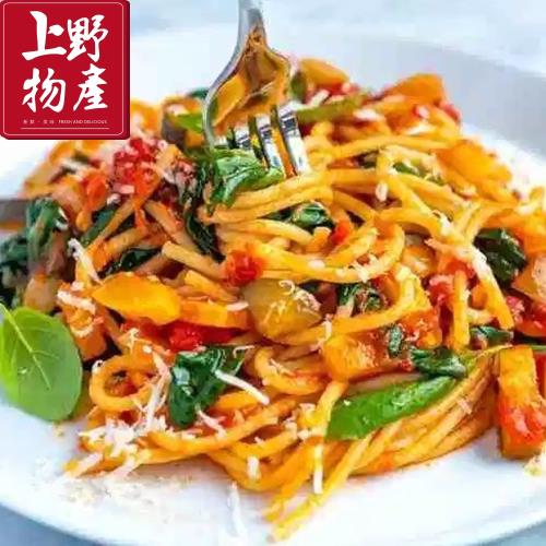 【上野物產】凡爾賽鮮蔬野菇雞肉義大利麵 x12包(麵體+醬料包 300g土10%/包) (義大利麵 義式美食 鮭魚 團購 美食)