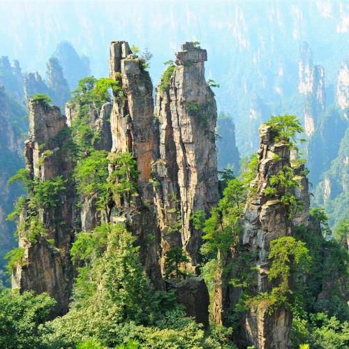 春節-張家界雲天渡玻璃橋烏鎮朱家角6日(無自費)旅遊
