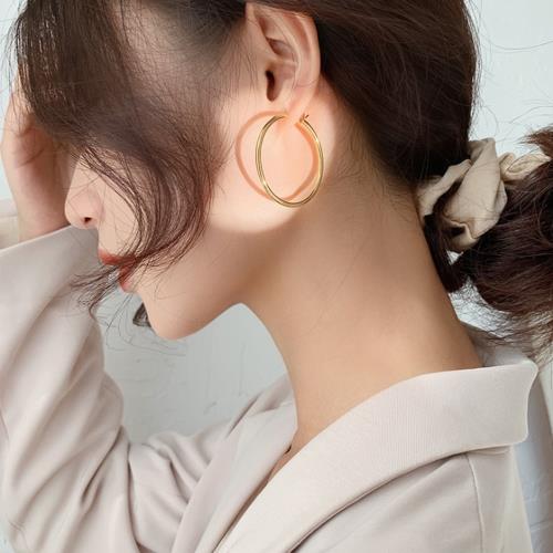 梨花HaNA 14K真金極簡歐美女孩圓圈耳環6CM