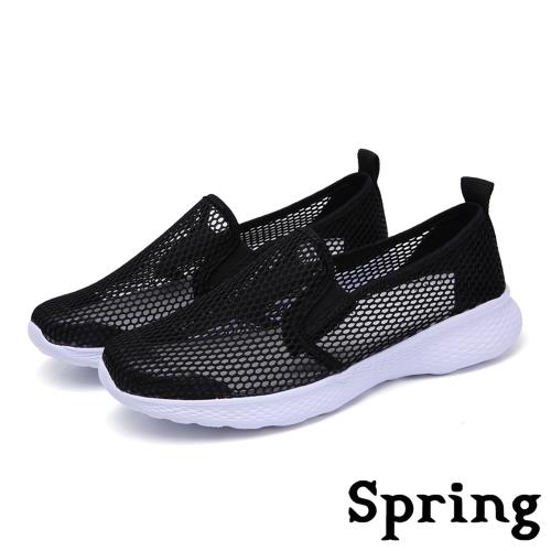 【SPRING】透氣縷空蜂窩網布超輕量舒適休閒鞋 黑