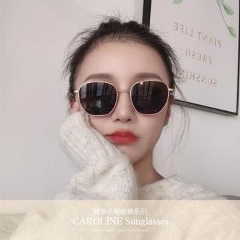 《Caroline》年度最新網紅款潮流行百搭抗UV時尚太陽眼鏡 72210