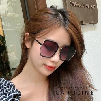 《Caroline》年度最新網紅款潮流行百搭抗UV時尚太陽眼鏡 72540