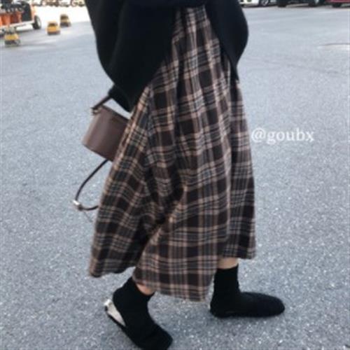 棕色格子半身a字裙