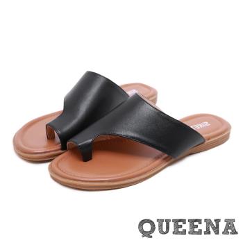【QUEENA】經典個性簡約皮面夾趾舒適平底羅馬拖鞋 黑