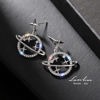 《Caroline》韓國熱賣宇宙星空鋯鑽造型時尚 高雅大方設計 耳環72865