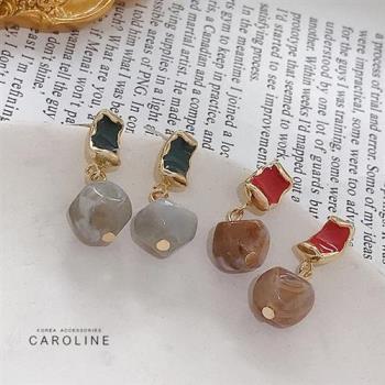 《Caroline》韓國熱賣復古壓克力不規則圓球耳環 甜美浪漫流行耳環72696