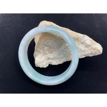 丹莉珠寶 天然A貨細糯種蘋果綠翡翠手鐲