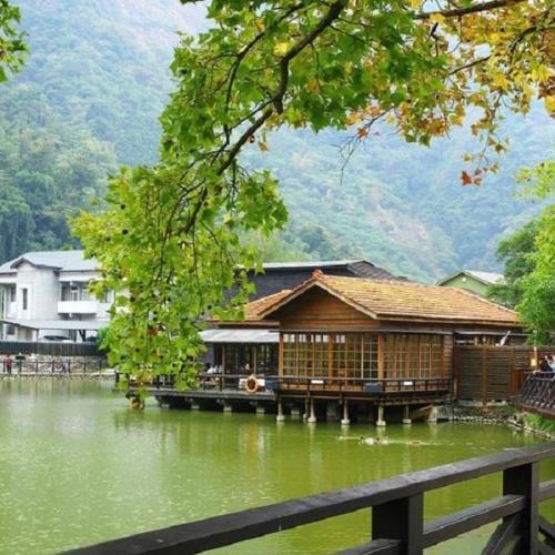 紫南宮求發財金 集集小鎮騎單車 車埕車站日式美景一日遊 桃園出發 南投 Etmall東森購物