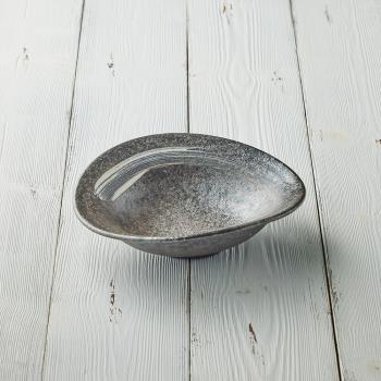 有種創意 - 丸伊信樂燒 - 燻刷紋偏轉深盤(17cm)