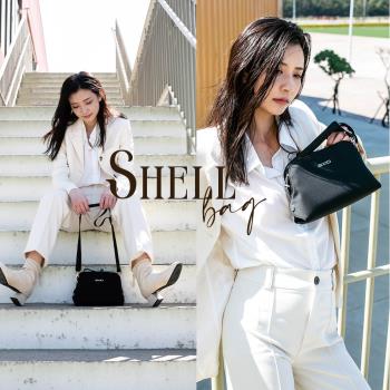 AXIO Shell Shoulder bag 經典手作頂級貝殼小肩包(shell-SB) 黔黑色