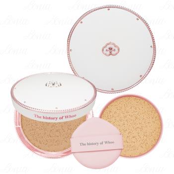 Whoo後 拱辰享雪白提亮防曬水氣墊，SPF50+/PA+++高防曬係數，輕盈遮瑕，同時提亮膚色，適合日常使用。內含13g*2容量，為您提供雙支使用，為臉部肌膚提供全方位保護與妝感。國內專櫃公司貨，品質有保障。