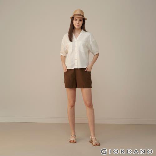 GIORDANO 女裝素色棉麻口袋短褲 (41 柚木綠)