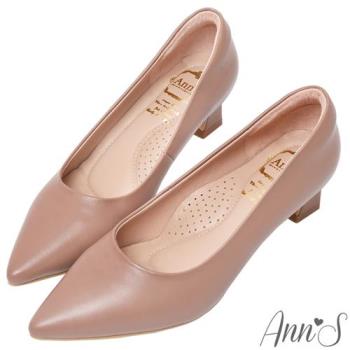 Ann’S平衡負擔-頂級綿羊皮性感尖頭粗跟包鞋-棕(版型偏大)