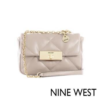 NINE WEST MARIAN經典菱格金釦迷你斜背包 奶茶色(126678)