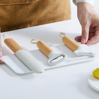 圣西陶廚房用品小工具套裝家用水果刀削皮刀創意多功能開瓶器三件