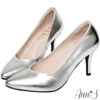 Ann’S舒適療癒系-V型美腿綿羊皮尖頭跟鞋-銀