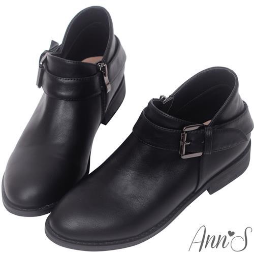 AnnS實穿款-V弧型單扣帶平底短靴-黑