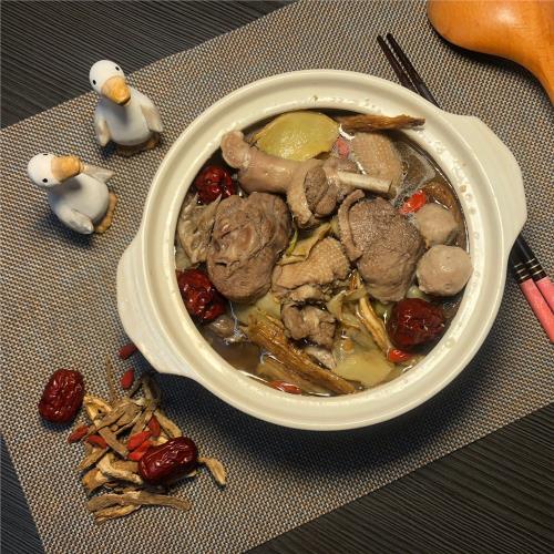 小沈爺百年祖傳麻油薑母鵝