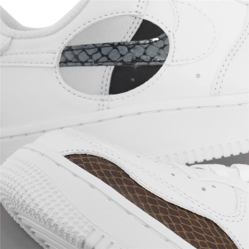 Nike Wmns Air Force 1 07 LX 女鞋男鞋白AF1 鏤空鱷魚紋拼接FB1906-100