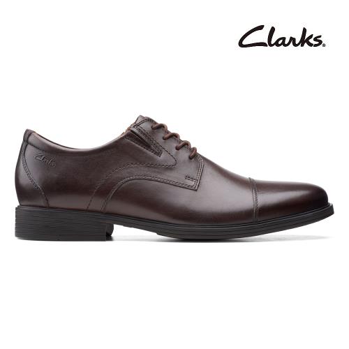 【Clarks】Whiddon Cap 男款寬楦設計一字頭德比鞋 深棕色(CLM56672D)