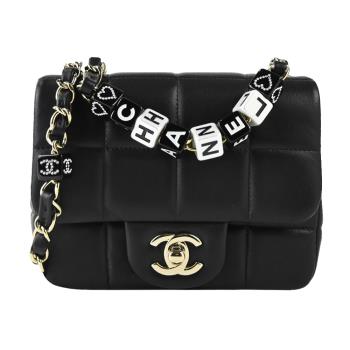 CHANEL 經典菱格紋小羊皮金釦黑白方塊鏈帶翻蓋斜揹包(黑色)