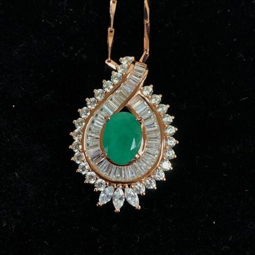 戴昇金-3克拉天然祖母綠