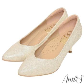 Ann’S閃耀星沙-V型美腿電鍍低跟尖頭婚鞋6cm-金