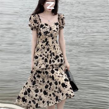夏天凡爾賽奶甜玫瑰茶顯瘦裙子