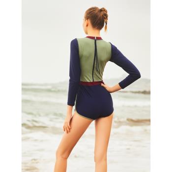 熱浪泳衣女防曬2022年新款遮肚顯瘦長袖保守連體平角連體溫泉泳裝