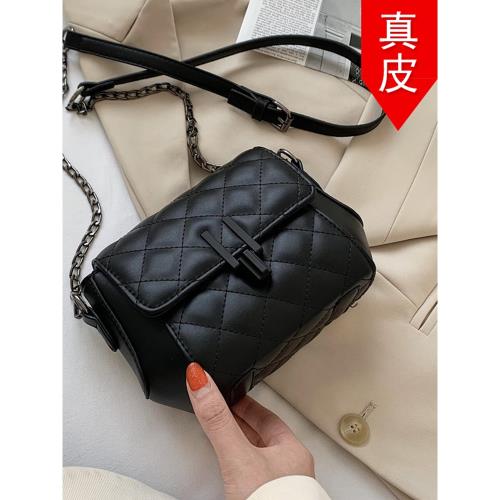 小眾設計真皮女士包包2025春季新款流行高級感質感斜挎包百搭小包