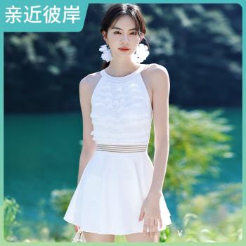 香港高端裙式連體平角游泳衣女性感保守顯瘦遮肚小清新仙女范泳裝