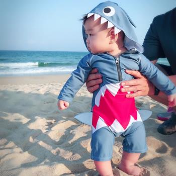 兒童泳衣男童可愛連體鯊魚小童寶寶嬰幼兒長袖防曬速干游泳裝泳褲