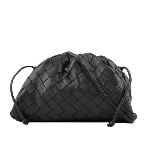 BOTTEGA VENETA 小羊皮MINI POUCH編織雲朵包(黑色) 585852 VCPP1 8803