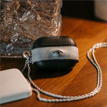 heatseeking真皮手作眼睛創意耳機保護殼適用于airpods3 AirPodspro2黑色摔紋做舊復古耳機套帶掛鏈蘋果耳機