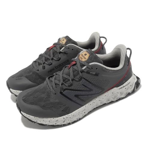 New Balance 越野跑鞋 Fresh Foam Garoe 2E 寬楦 磁石灰 紅 男鞋 戶外 運動鞋 緩震 NB MTGAROLG-2E