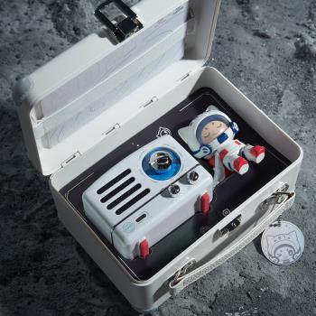貓王音響小王子OTR布朗熊聯名款復古收音機戶外便攜小型藍牙音箱