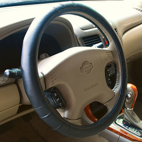 CARBUFF 車痴台灣竹炭方向盤套(高級透氣皮) MH-10113