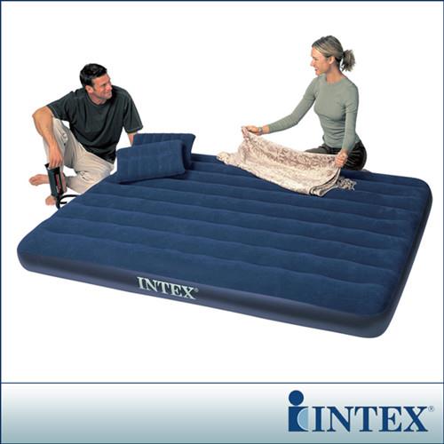 【INTEX】雙人加大植絨充氣床墊(寬152cm) 附手壓幫浦+枕頭*2-行動
