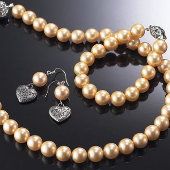 (小樂珠寶) 雙北市結婚珠寶獨家設計，高品質珠寶，全美正圓3A南洋深海貝珍珠套組多件超划算