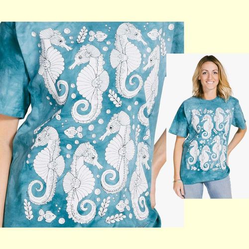 【摩達客】(預購)美國進口ColorWear 海馬 禪繞畫療癒藝術 環保短袖T恤