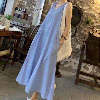 藍白豎條紋寬松苧麻無袖連衣裙