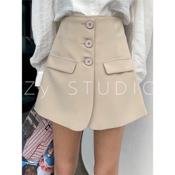 zy2021春夏新款韓版高腰顯瘦設計感多紐扣短褲洋氣不對稱短闊腿褲