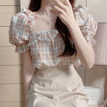 韓國chic夏季法式小眾設計感荷葉邊拼接方領燈籠袖短款格子襯衫女