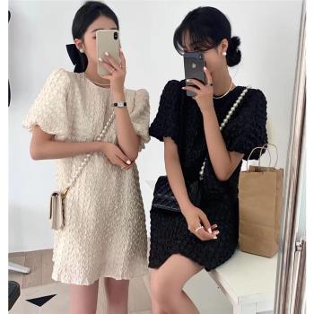 韓國chic夏季小眾氣質圓領寬松泡泡袖立體泡泡格小個子連衣裙短裙